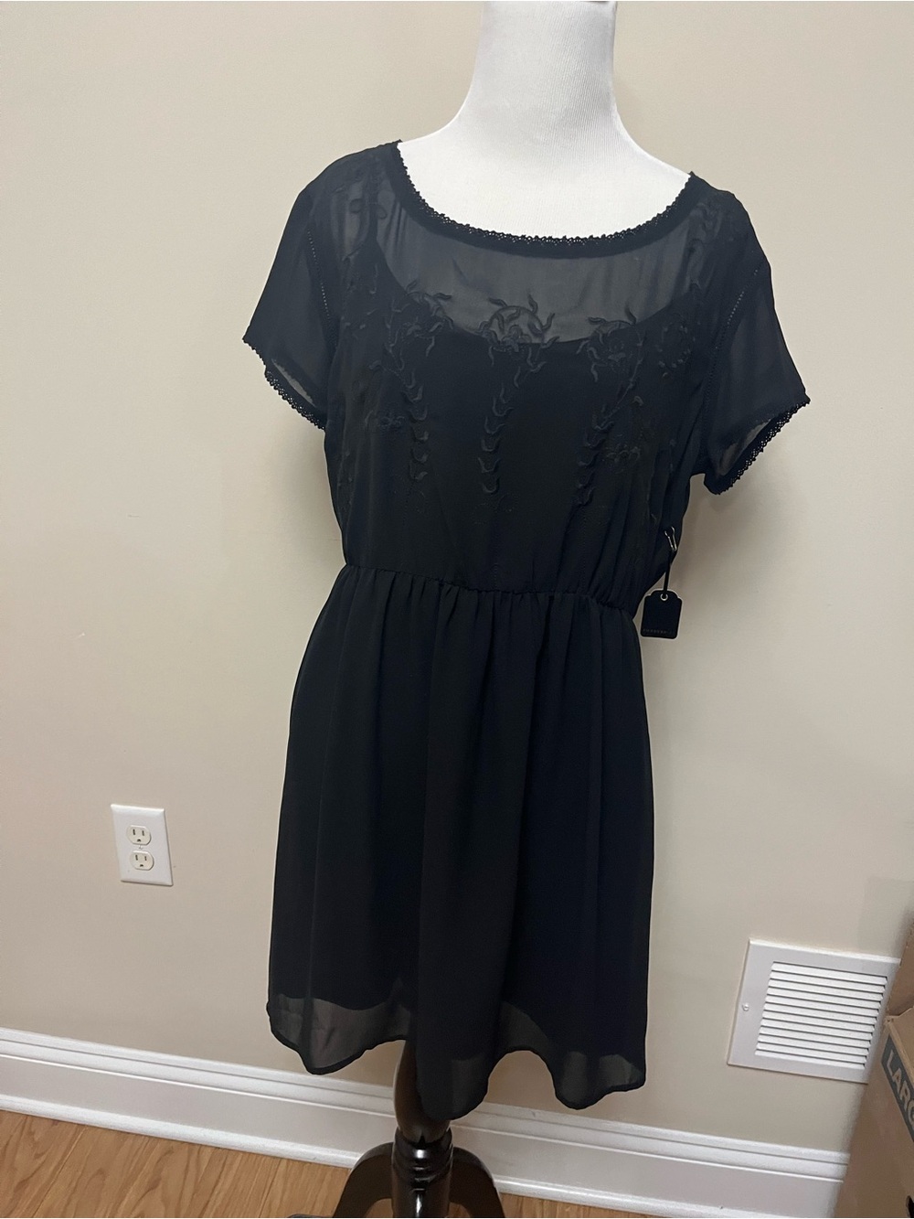 Forever 21 Black Sheer Yoke Midi Dress
